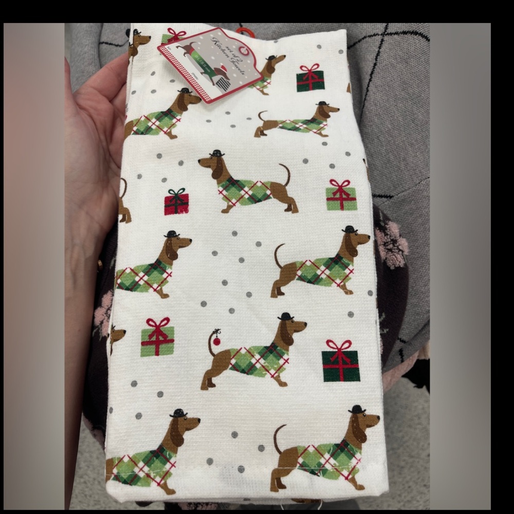 Christmas Dogs Dachshunds in Plaid Holiday Sweaters Kitchen Towel Set of 2 NWT